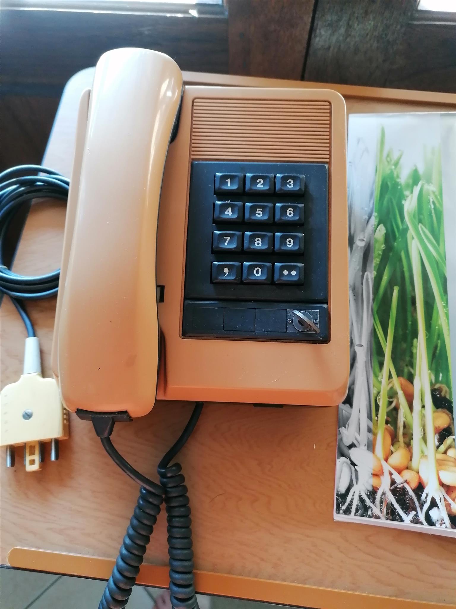 Push-button telephone from around 1970 Push-button telephone from around 1970