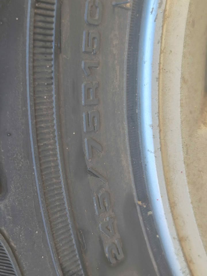 Mag for a Mitsubishi Colt bakkie, 15inch - Private Seller