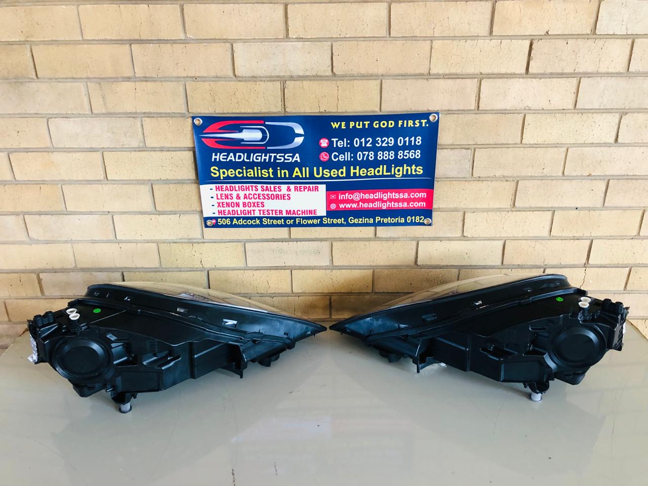 Porsche Panamera 971 matrix (chrome) Left and Right headlights (2018-2023) - Private Seller Porsche Panamera 971 matrix (chrome) Left and Right headlights (2018-2023) - Private Seller