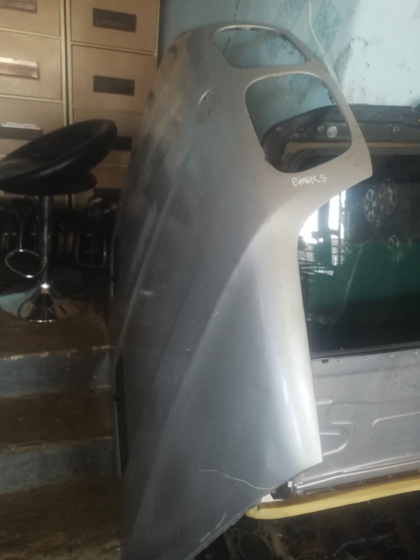 BMW X5 BONNET FOR SALE (DELIVERY COUNTRY WIDE) - Private Seller