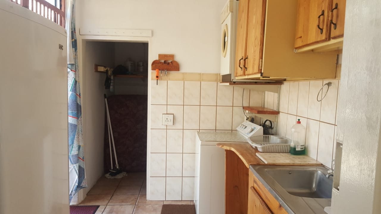 Leeupoort 3 slpk huis te koop vir  met meubels naby Koedoeskop Limpopo