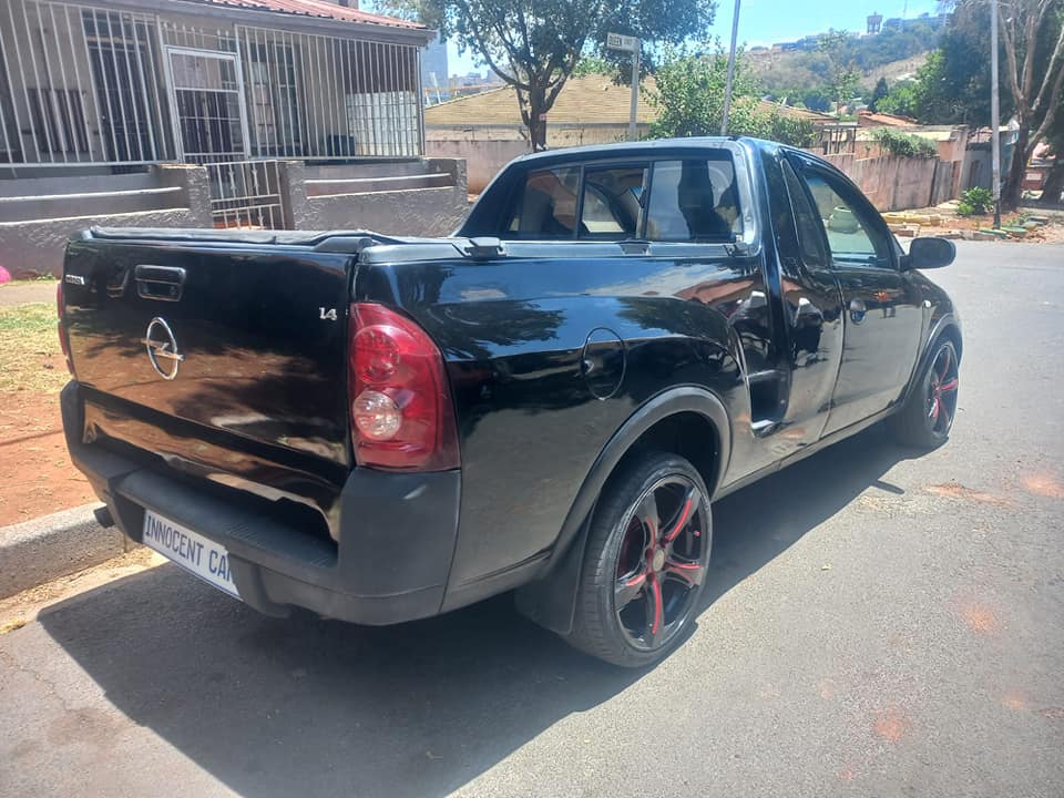 2007 OPEL CORSA BAKKIE 1.4 PETROL, MANUAL, BLACK COLOR, MILEAGE 73000KMS