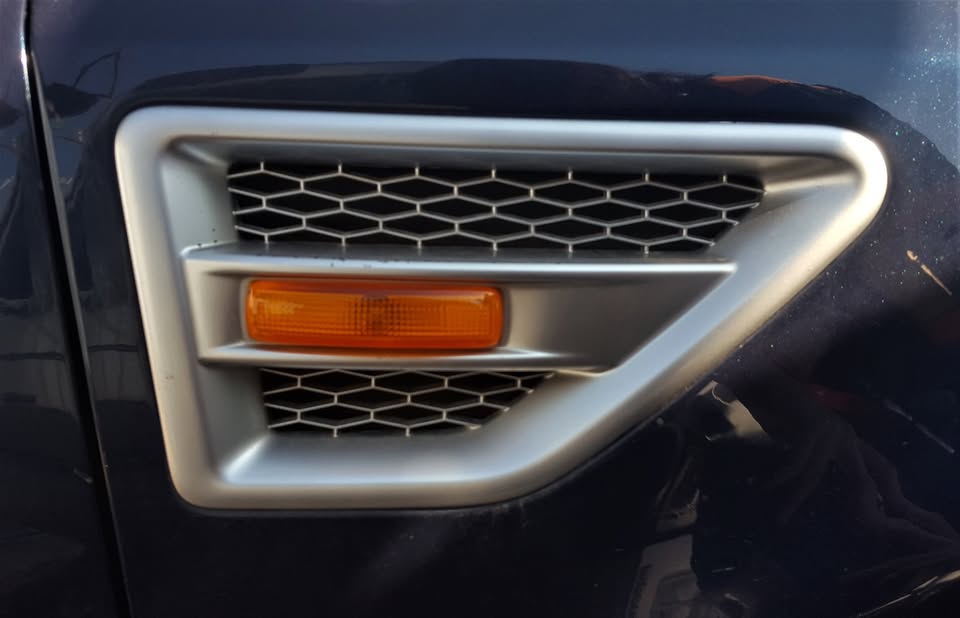 Land Rover Fender Vents for sale | Auto EZI - Private Seller