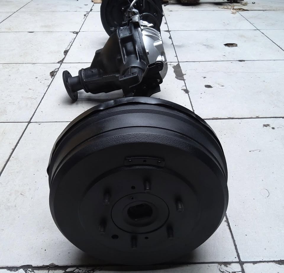 NISSAN HARDBODY REAR DIFF 4X4 WITH DIFF LOCK - Private Seller NISSAN HARDBODY REAR DIFF 4X4 WITH DIFF LOCK - Private Seller