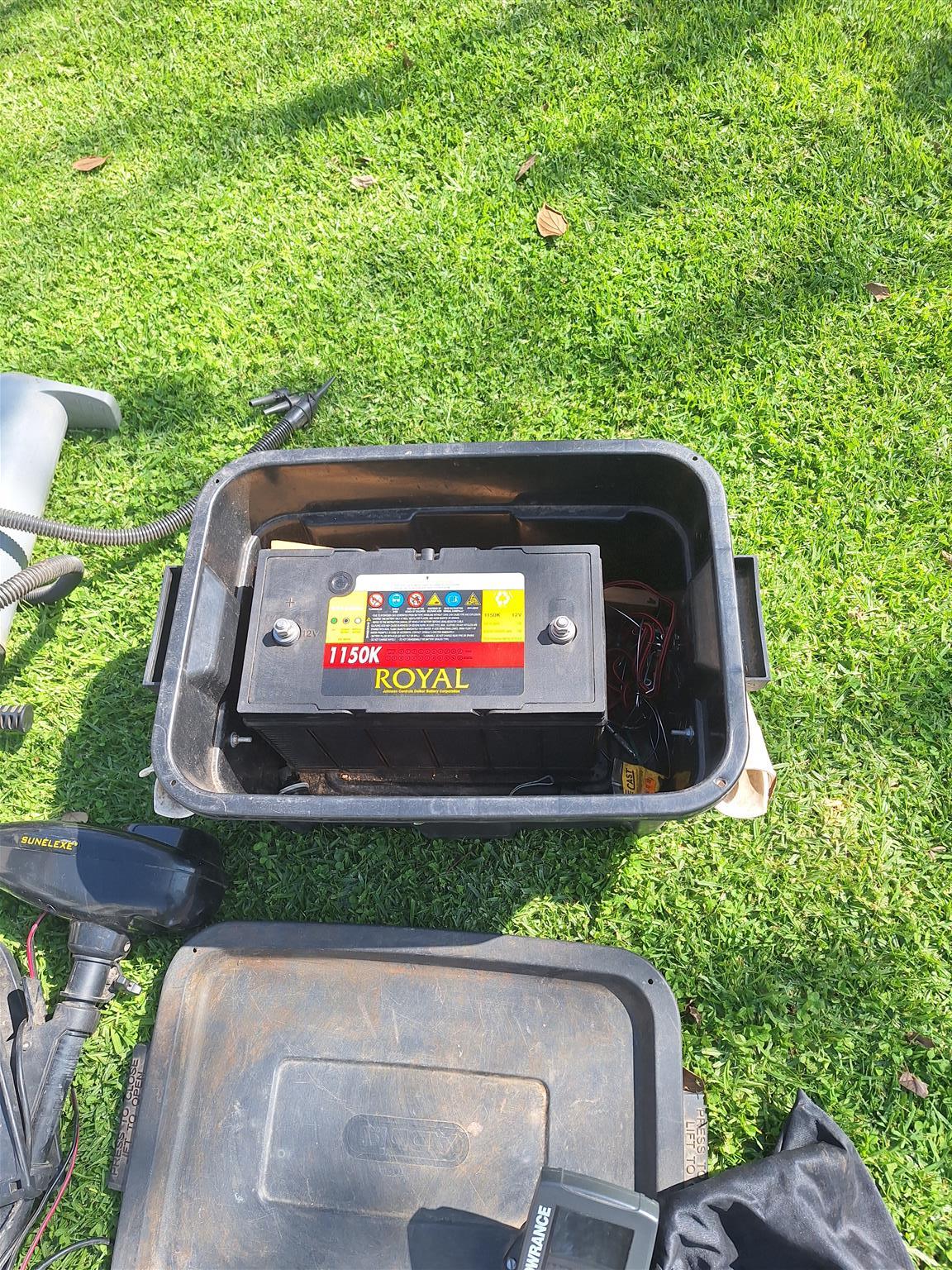 Inflatable boat with Fishfinder