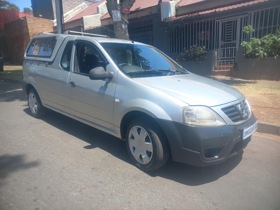 2011 NISSAN NP200 1.6 PETROL, MANUAL, SILVER COLOR, MILEAGE 100000KMS