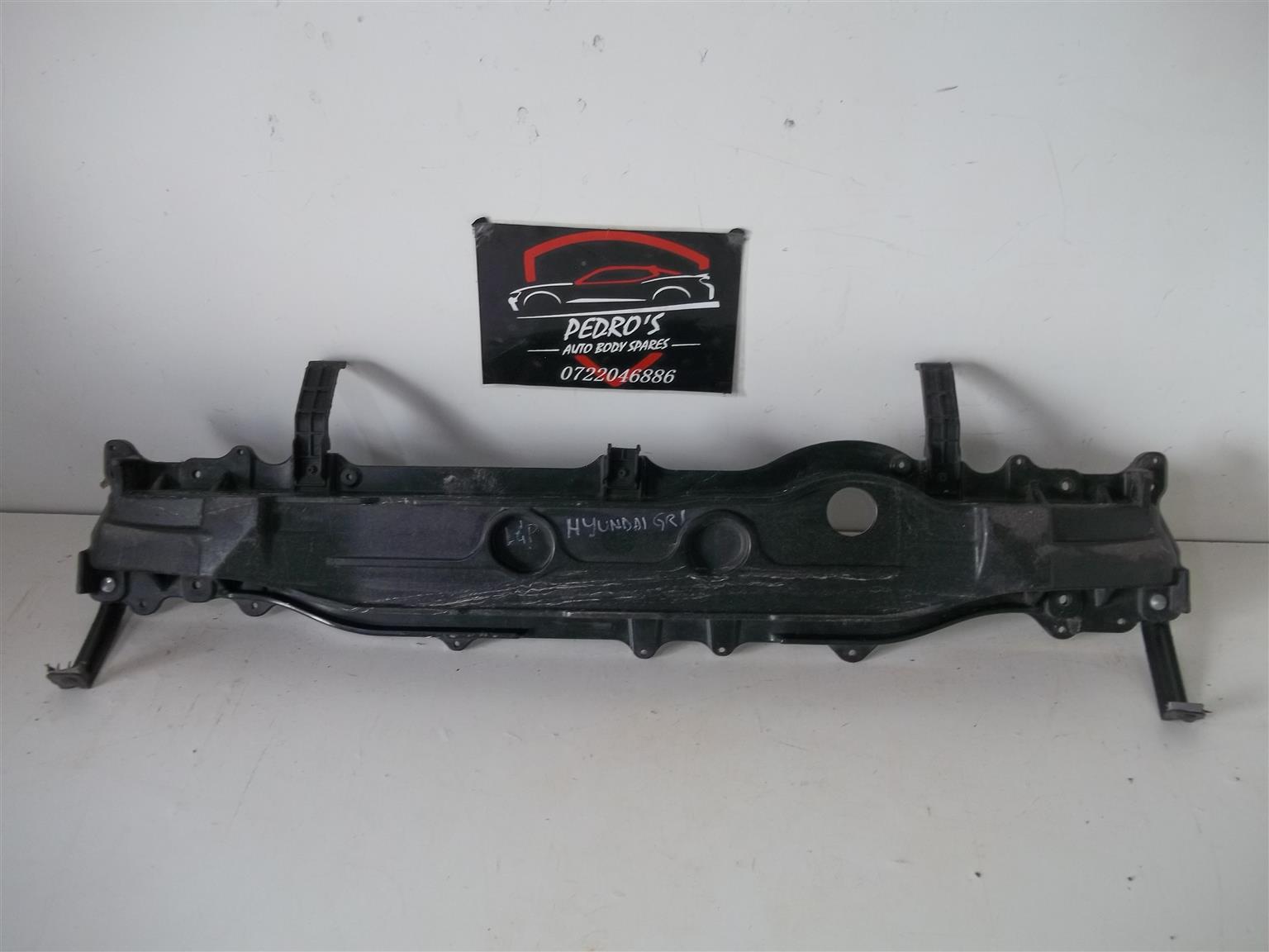Hyundai front bumper stiffener - Private Seller Hyundai front bumper stiffener - Private Seller