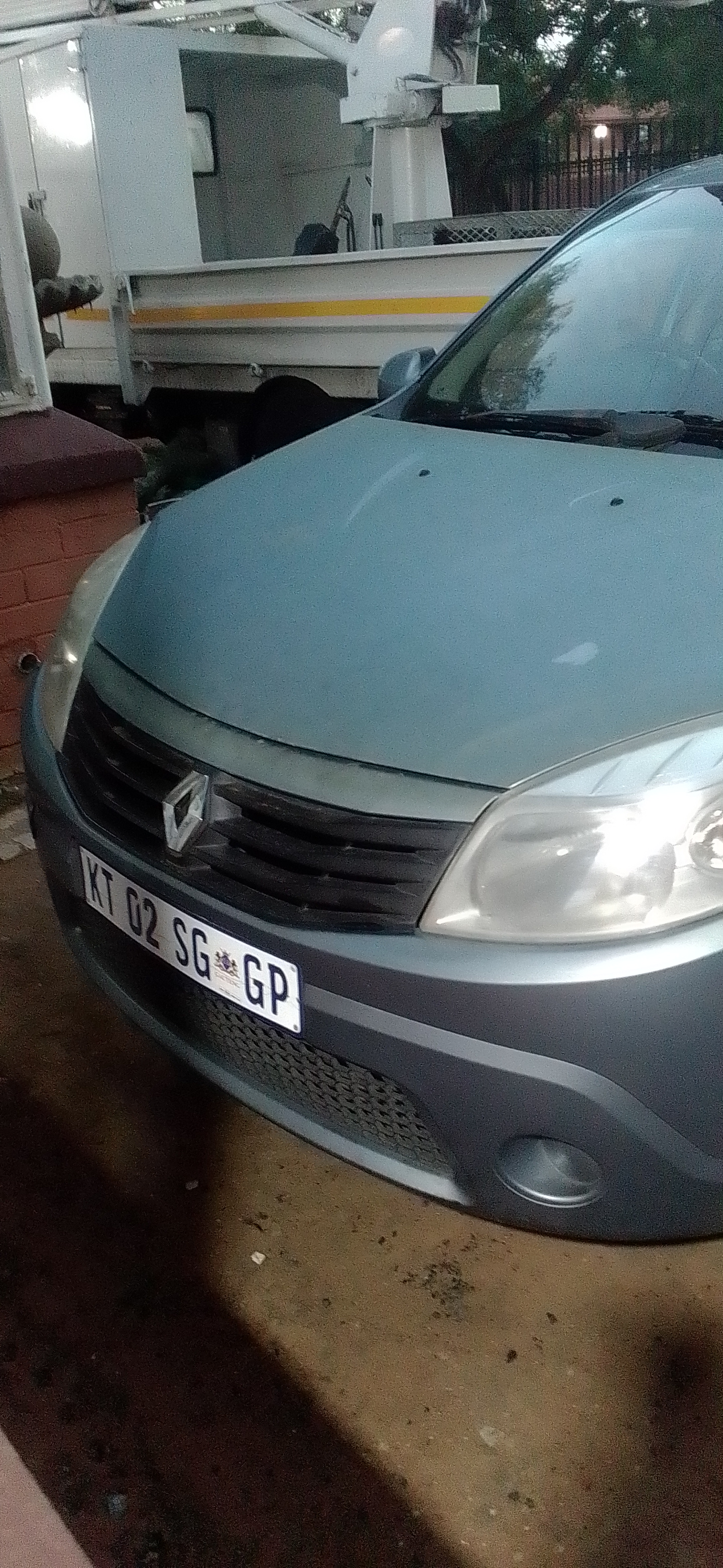 RENAULT SANDERO STRIPPING FOR SPARES - Private Seller