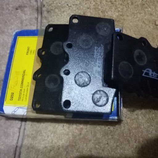 Land Cruizer / Hi Lux 4×4, disc - Private Seller Land Cruizer / Hi Lux 4×4, disc - Private Seller
