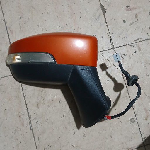 Ford ecosport side mirror - Private Seller Ford ecosport side mirror - Private Seller