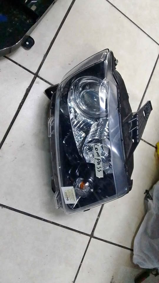 Jeep compass headlights - Private Seller