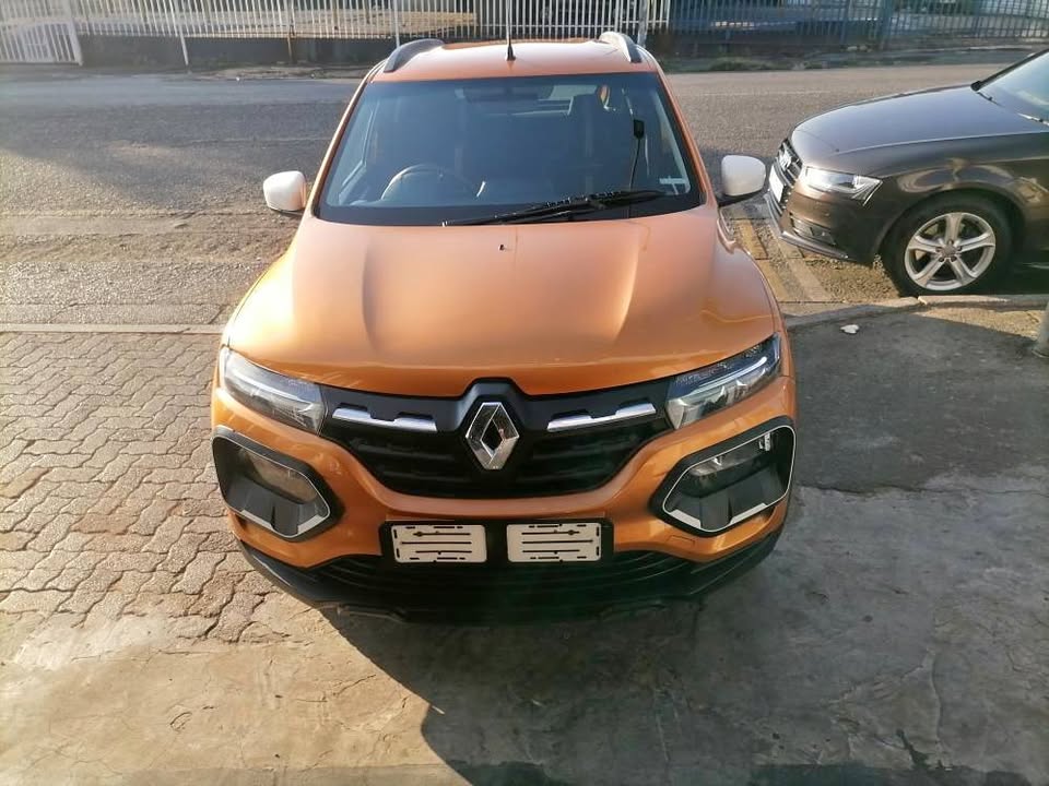 2023 Renault Kwid 1.0 Climber with a Nice interior seat and Service book