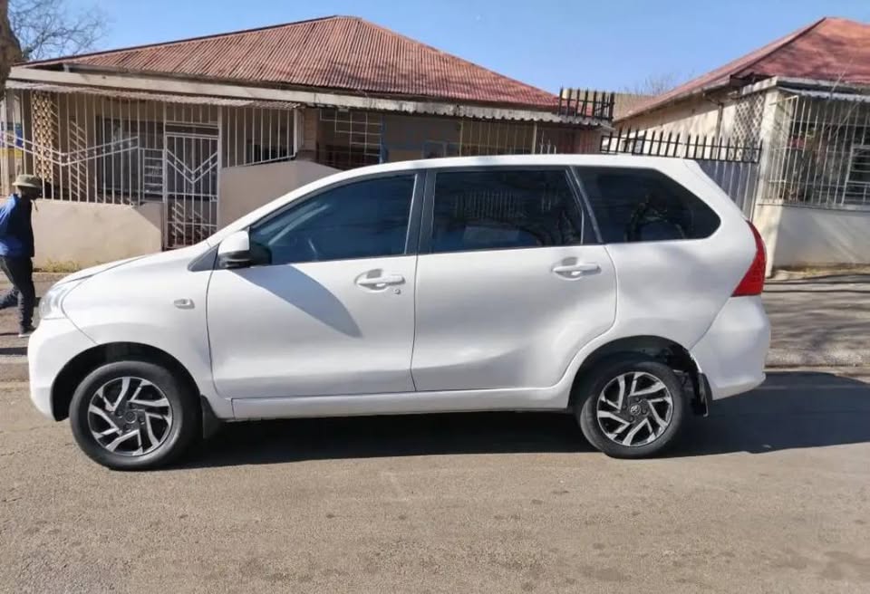 2020 TOYOTA AVANZA 1.3 SEVEN SEATER IN EXCELLENT CONDITION