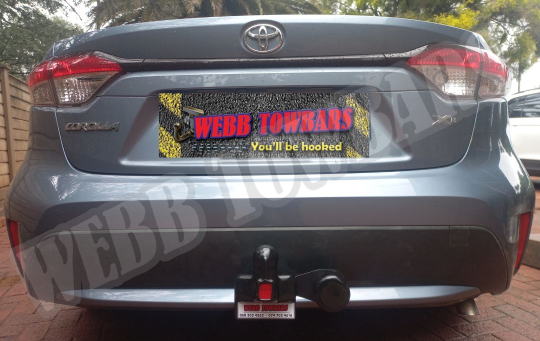 Toyota Corolla XR Standard/Detachable Towbars - Private Seller Toyota Corolla XR Standard/Detachable Towbars - Private Seller