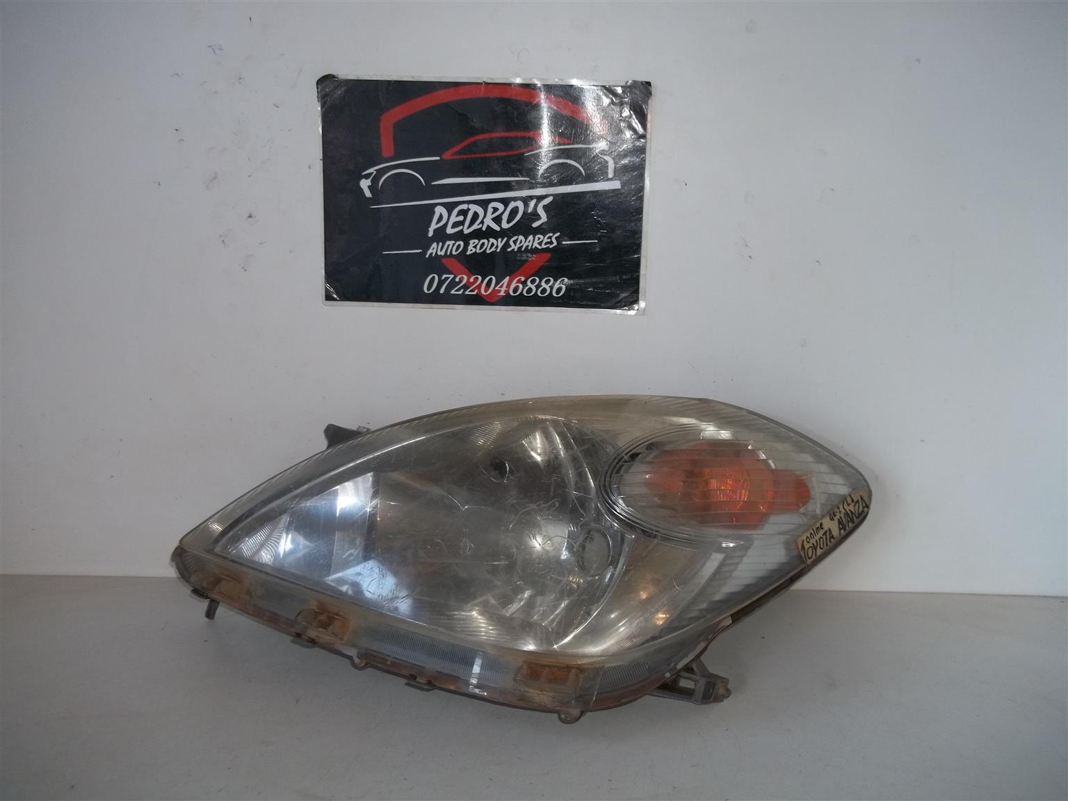 Toyota Avanza '06-'12 left headlight - Private Seller Toyota Avanza '06-'12 left headlight - Private Seller