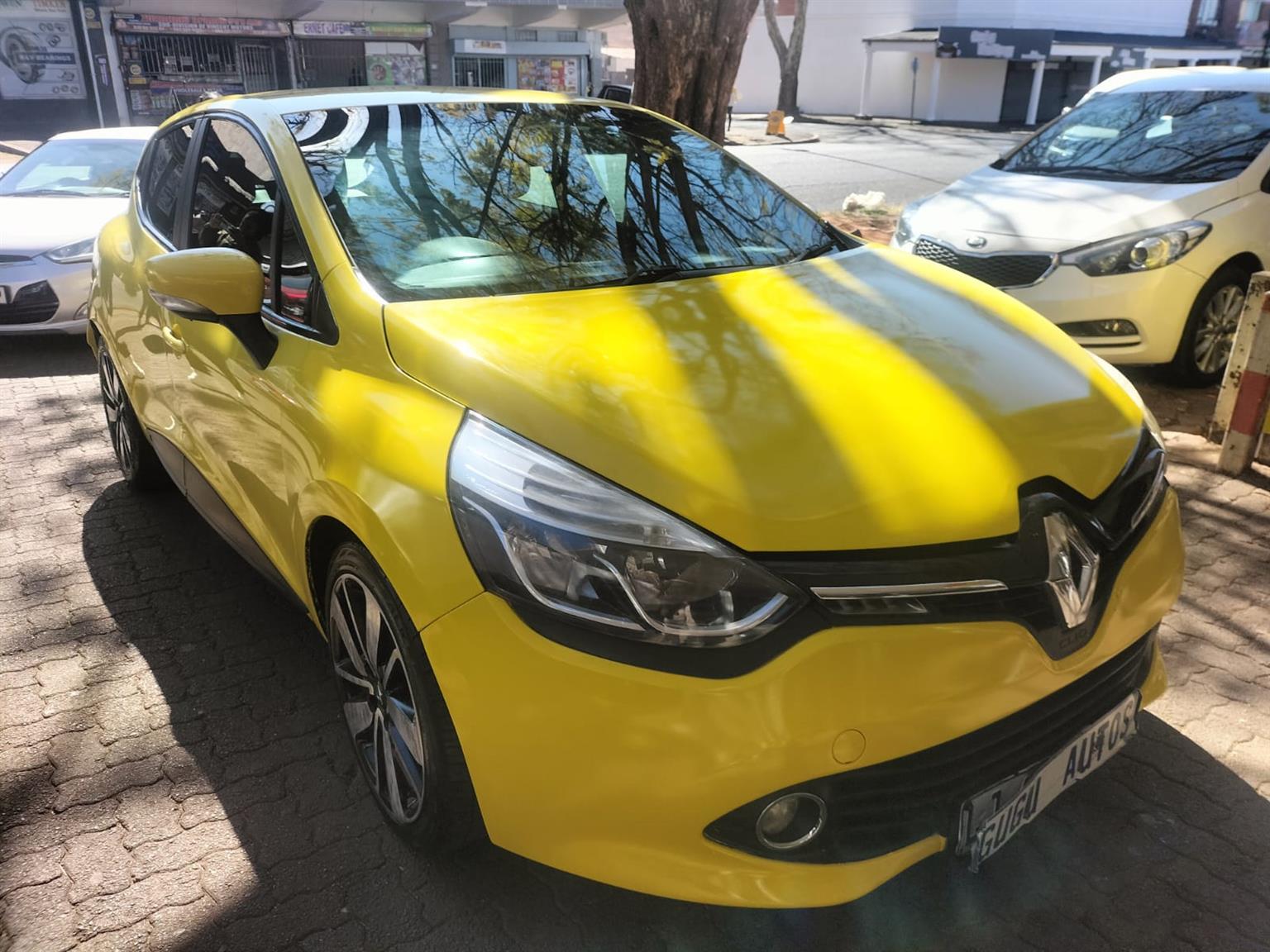 2015 RENAULT CLIO 900T 1.292,000KM GOT SERVICE BOOK