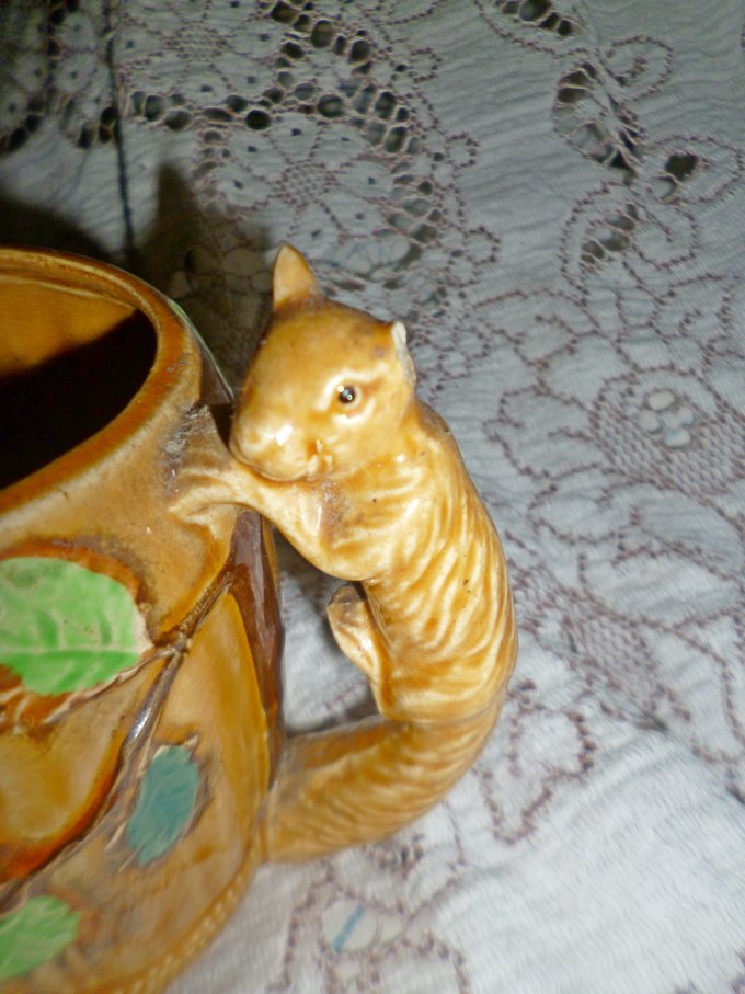 Vintage Japanese Majolica Acorn squirrel set x3