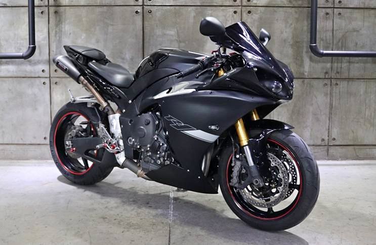 2011 Yamaha YZF-R1 Big Bang - Private Seller 2011 Yamaha YZF-R1 Big Bang - Private Seller
