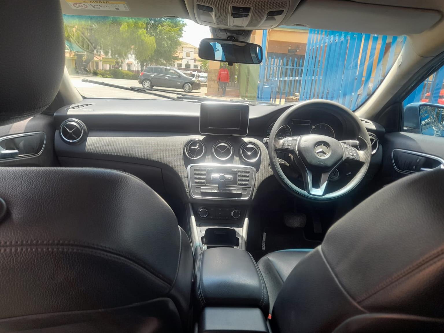 2013 MERCEDEZ BENZ A180 AUTOMATIC