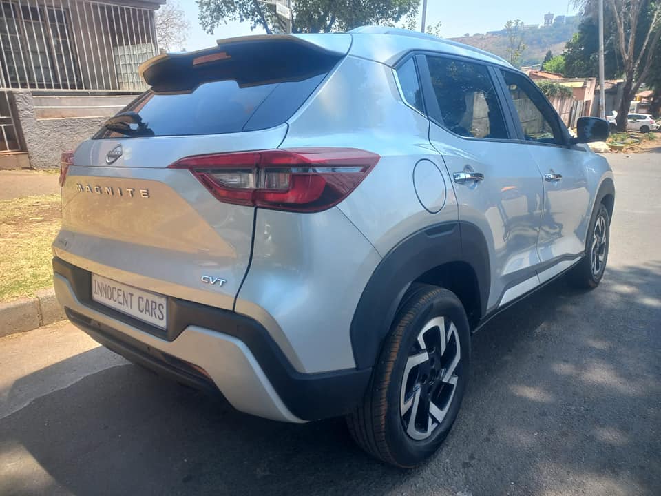 2022 NISSAN MAGNITE SUV 1.0 TURBO CVT PETROL, AUTOMATIC, SILVER COLOR