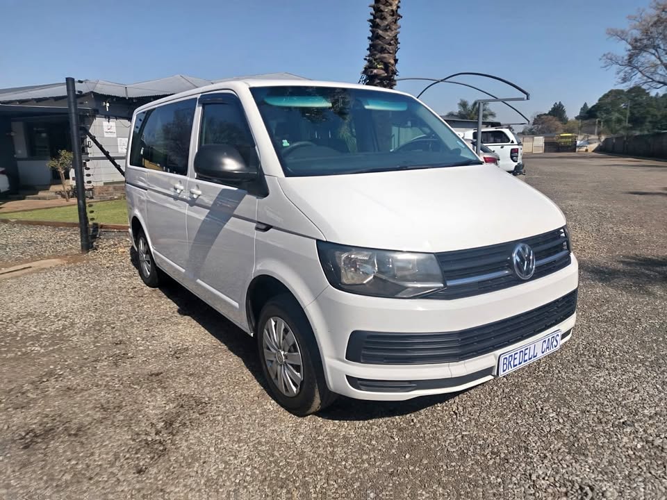 2017 Volkswagen Kombi T6 2.0 TDi Trendline 8-seater
