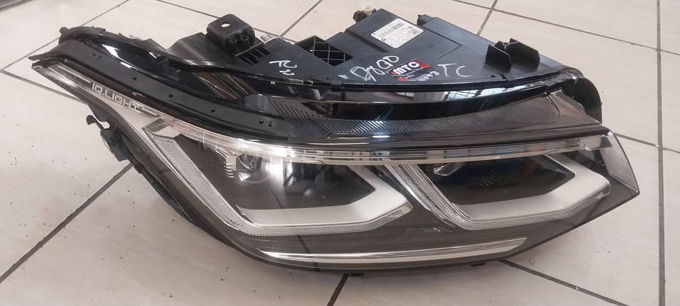 VW TIGAUN IQ HEADLIGHT 2020 LED RHS
