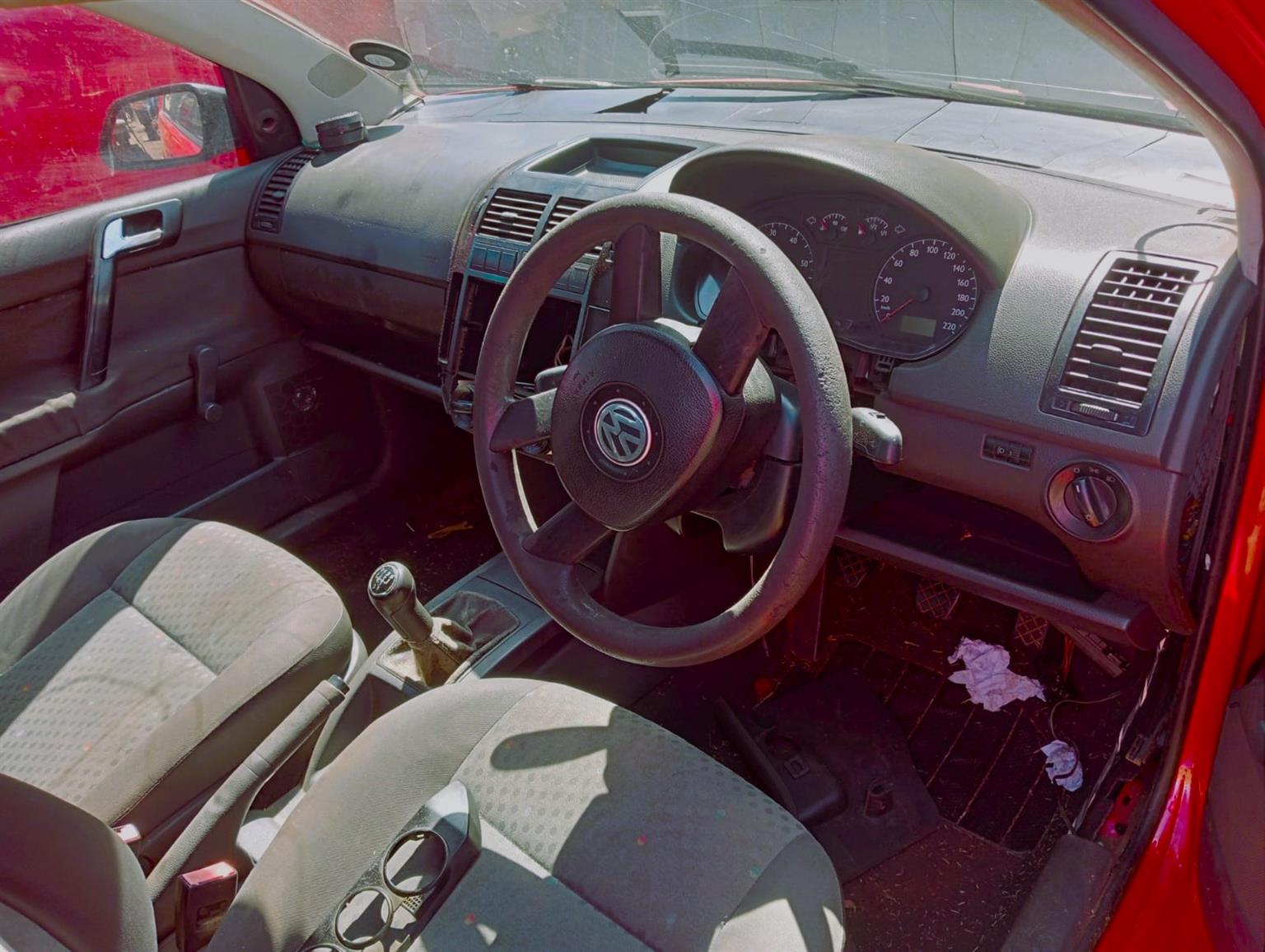 2003 VW Polo 1.4 - Stripping for Spares.