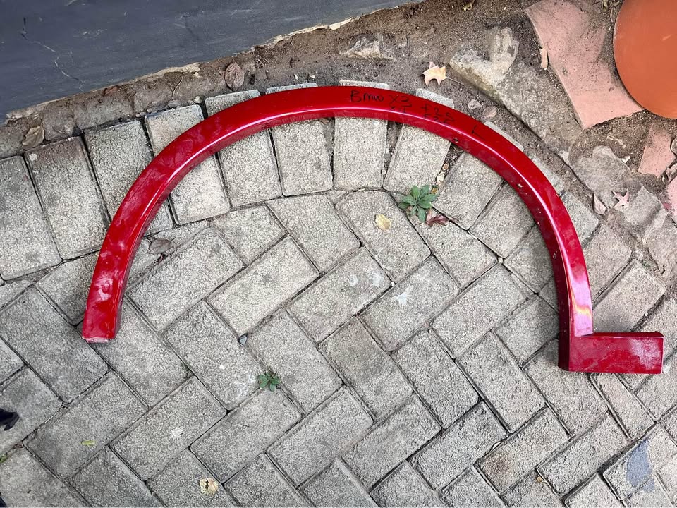 BMW X3 F25 and x4 F26 left wheel arch - Private Seller BMW X3 F25 and x4 F26 left wheel arch - Private Seller