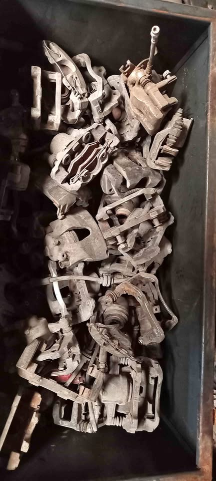 Opel brake calipers astra/corsa - Private Seller