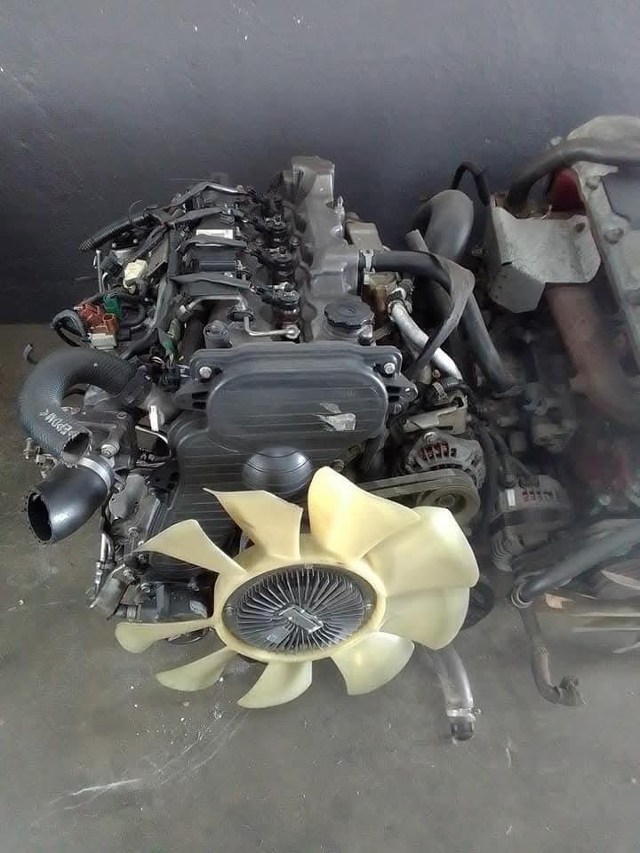 FORD / MADZA WEAT 3.0L COMPLETE ENGINE FOR SALE - Private Seller FORD / MADZA WEAT 3.0L COMPLETE ENGINE FOR SALE - Private Seller