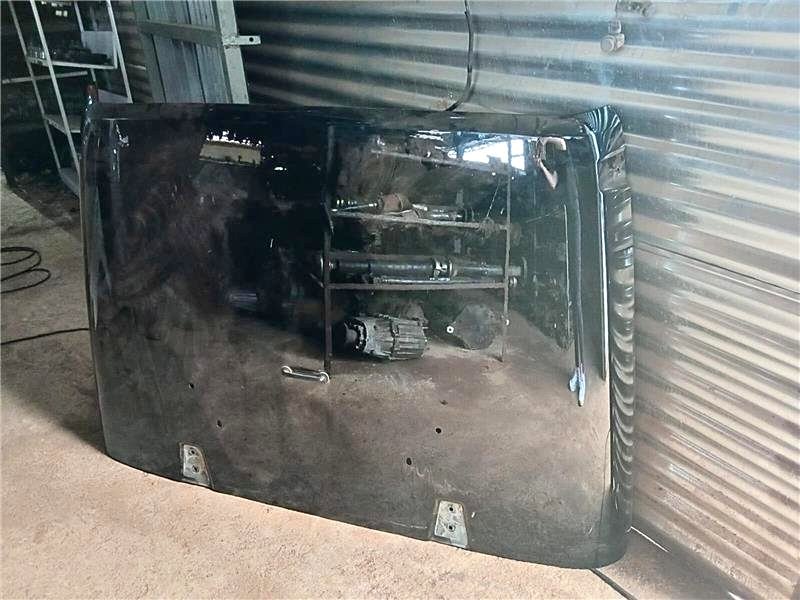 Jeep Wrangler Bonnet Up For Grabs At Jeep Bully's - Private Seller Jeep Wrangler Bonnet Up For Grabs At Jeep Bully's - Private Seller