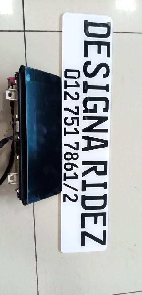 BMW F80 M3 IDRIVE SCREEN / NAVIGATON SCREEN - Private Seller BMW F80 M3 IDRIVE SCREEN / NAVIGATON SCREEN - Private Seller