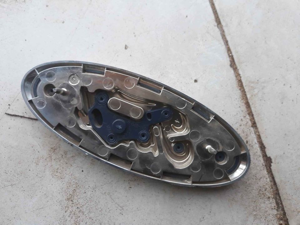 Ford Ranger/Transit Front Emblem - Private Seller