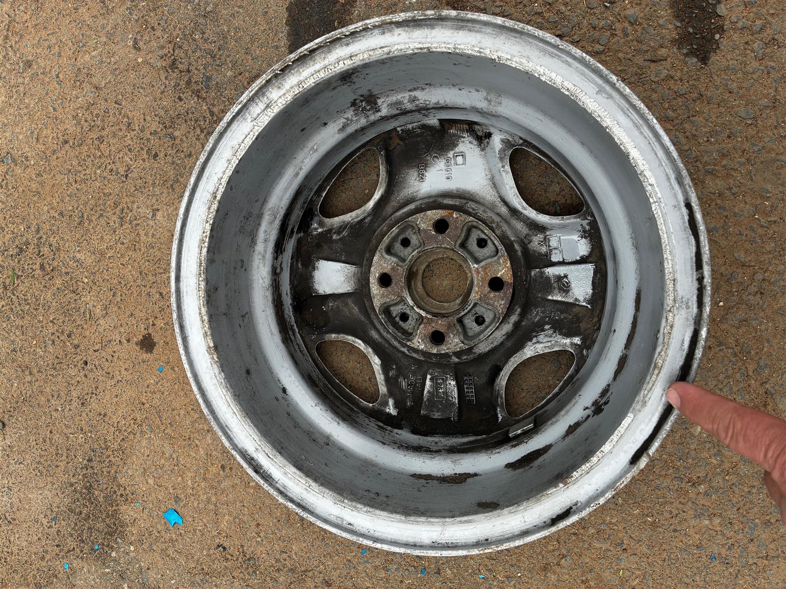 Fiat Uno Turbo mag wheel only 1available - Private Seller