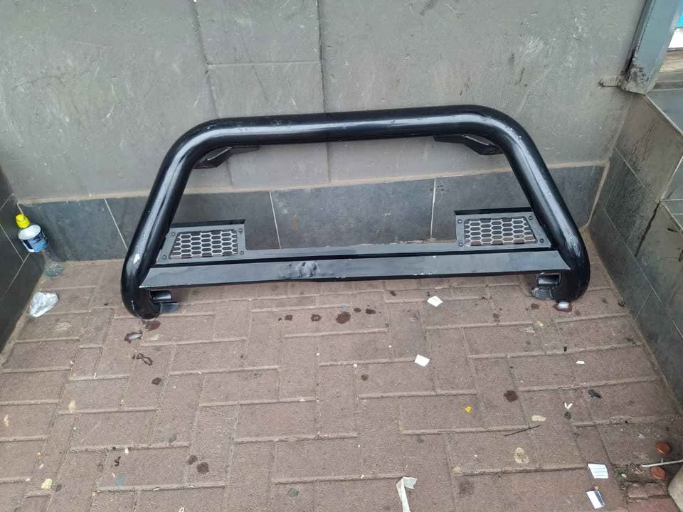 Toyota Hilux GD 6 legend 50 bull bar - Private Seller Toyota Hilux GD 6 legend 50 bull bar - Private Seller