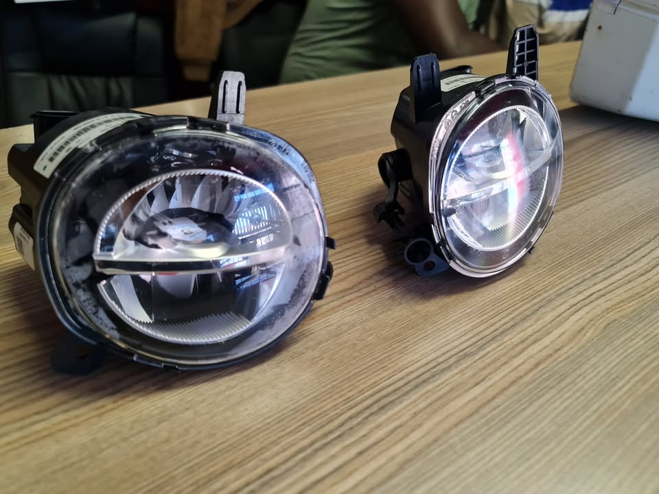2017 BMW F20 F30 F32 FOGLIGHTS LEFT AND RIGHT FOR SALE IN GOOD CONDITION - Private Seller 2017 BMW F20 F30 F32 FOGLIGHTS LEFT AND RIGHT FOR SALE IN GOOD CONDITION - Private Seller