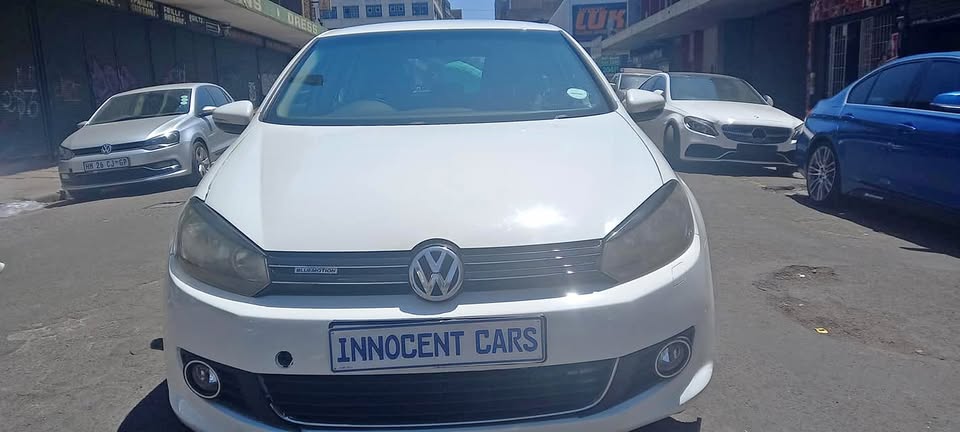 2012 VW GOLF VI 1.6 TDI DIESEL, MANUAL TRANSMISSION,  WHITE IN COLOUR, 2012 VW GOLF VI 1.6 TDI DIESEL, MANUAL TRANSMISSION,  WHITE IN COLOUR,