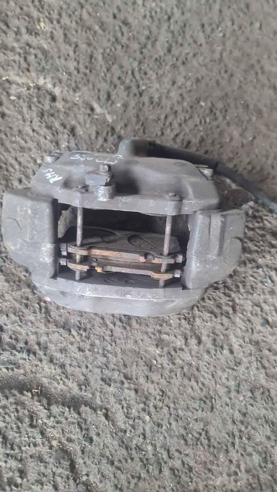 Mercedes Benz Right Hand Side brake caliper