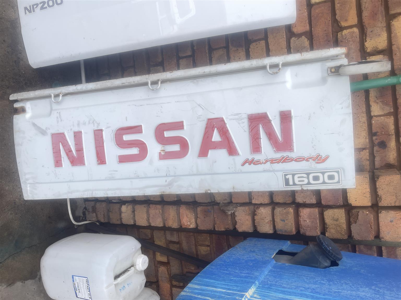 TAILGATE FORHARDBODDY NISSAN BAKKIE