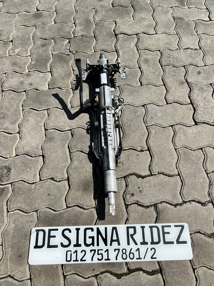 BMW E92 M3 COMPLETE STEERING COLUMN ASSEMBLY AVAILABLE. - Private Seller