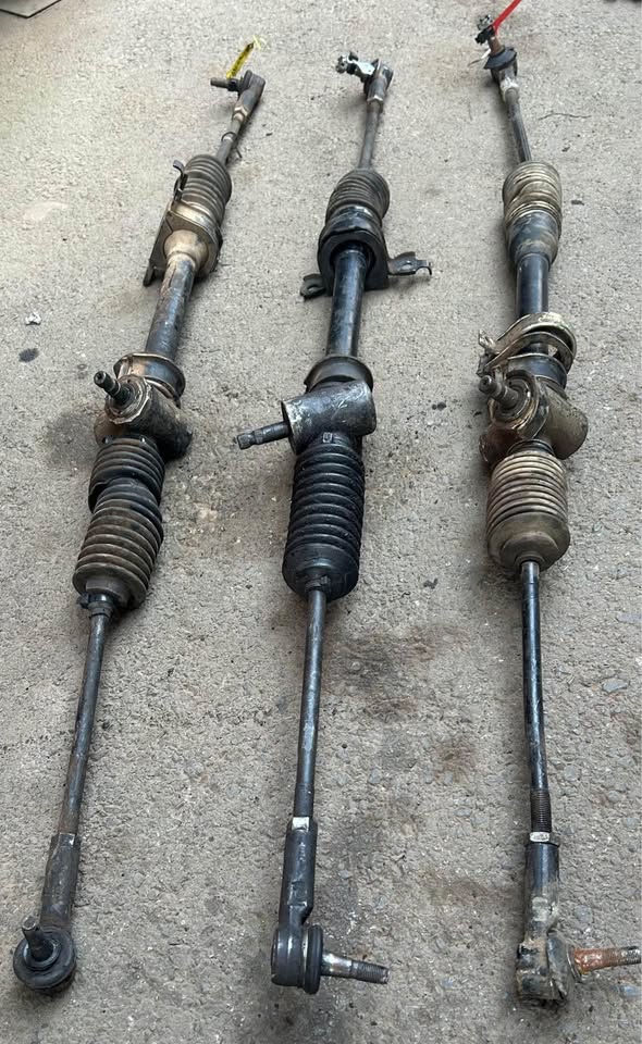 Toyota Tazz Steering Racks Available @Circle 7 Used Parts Call or WhatsApp - Private Seller
