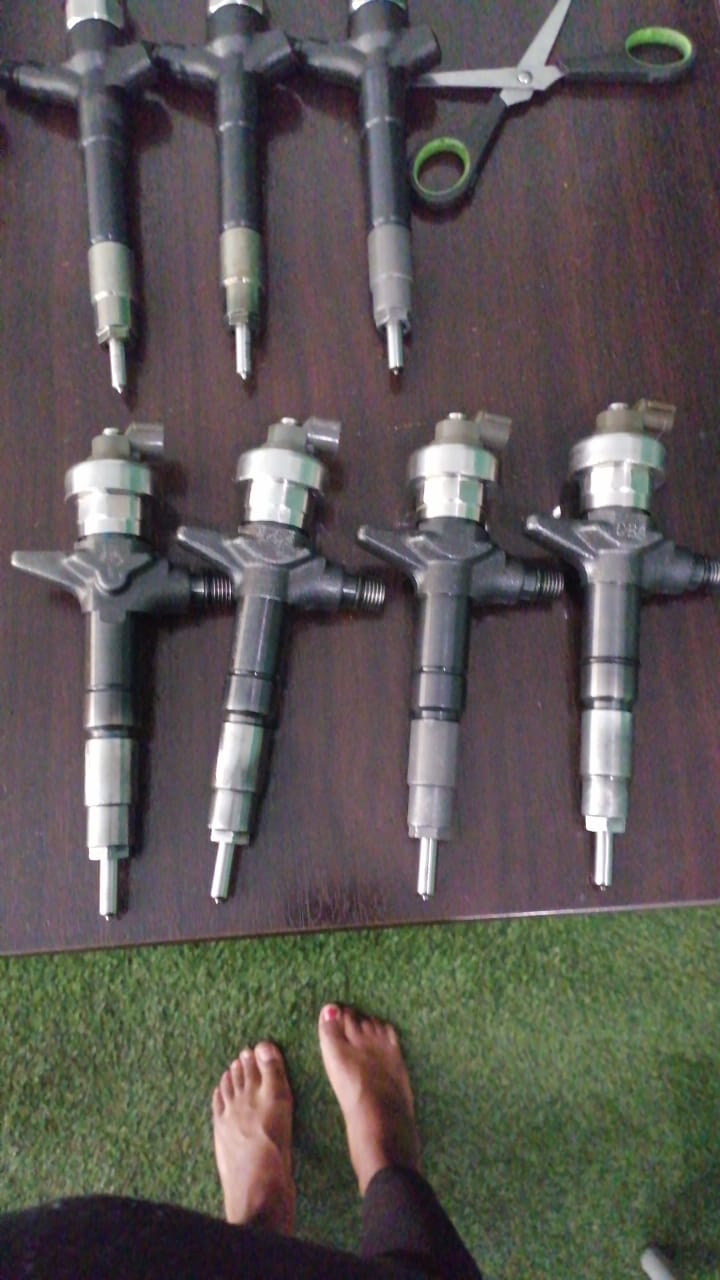 ISUZU DTEQ/4jj1 DIESEL INJECTORS - Private Seller ISUZU DTEQ/4jj1 DIESEL INJECTORS - Private Seller