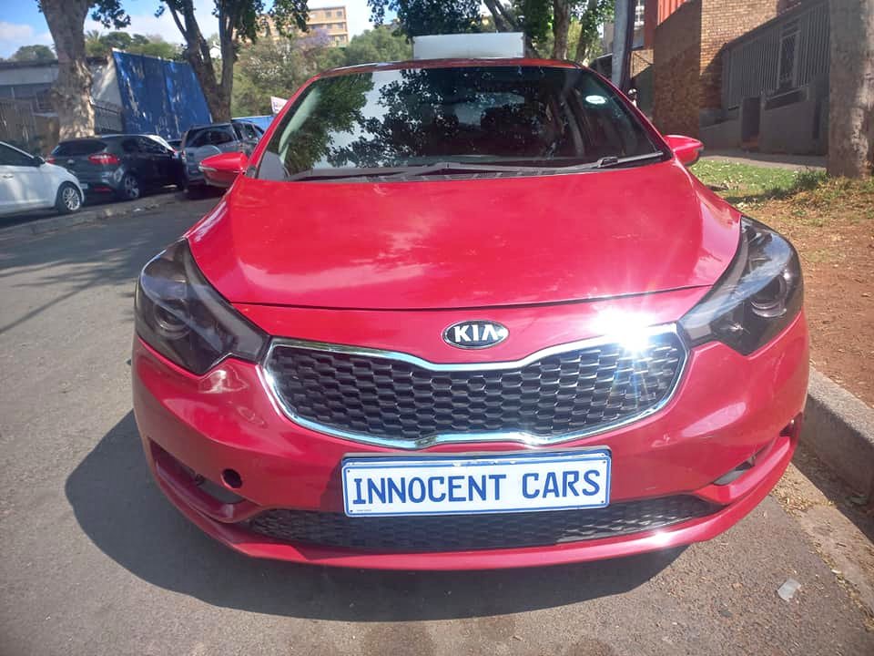 2013 KIA CERATO 2.0 PETROL, AUTOMATIC, MAROON COLOR, MILEAGE 90000KMS, LEATHER SEATS.