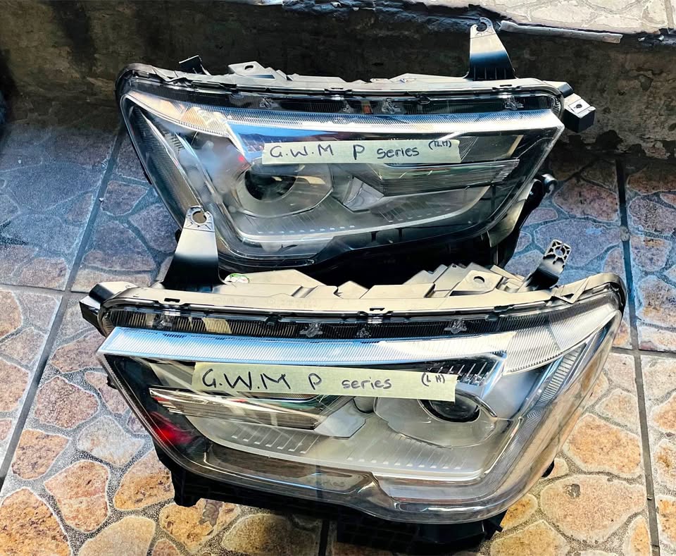 GWM P-SERIES HEADLIGHTS - Private Seller GWM P-SERIES HEADLIGHTS - Private Seller