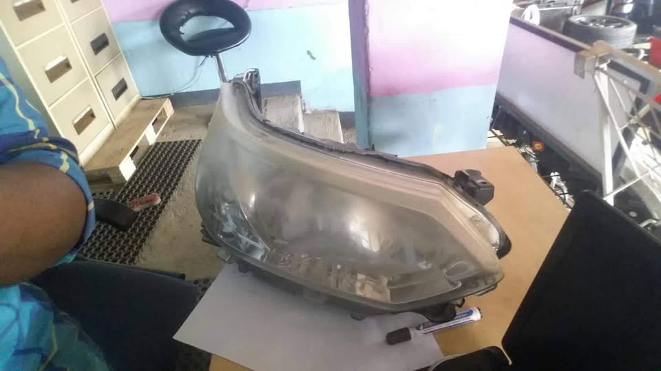 Avanża headlights - Private Seller