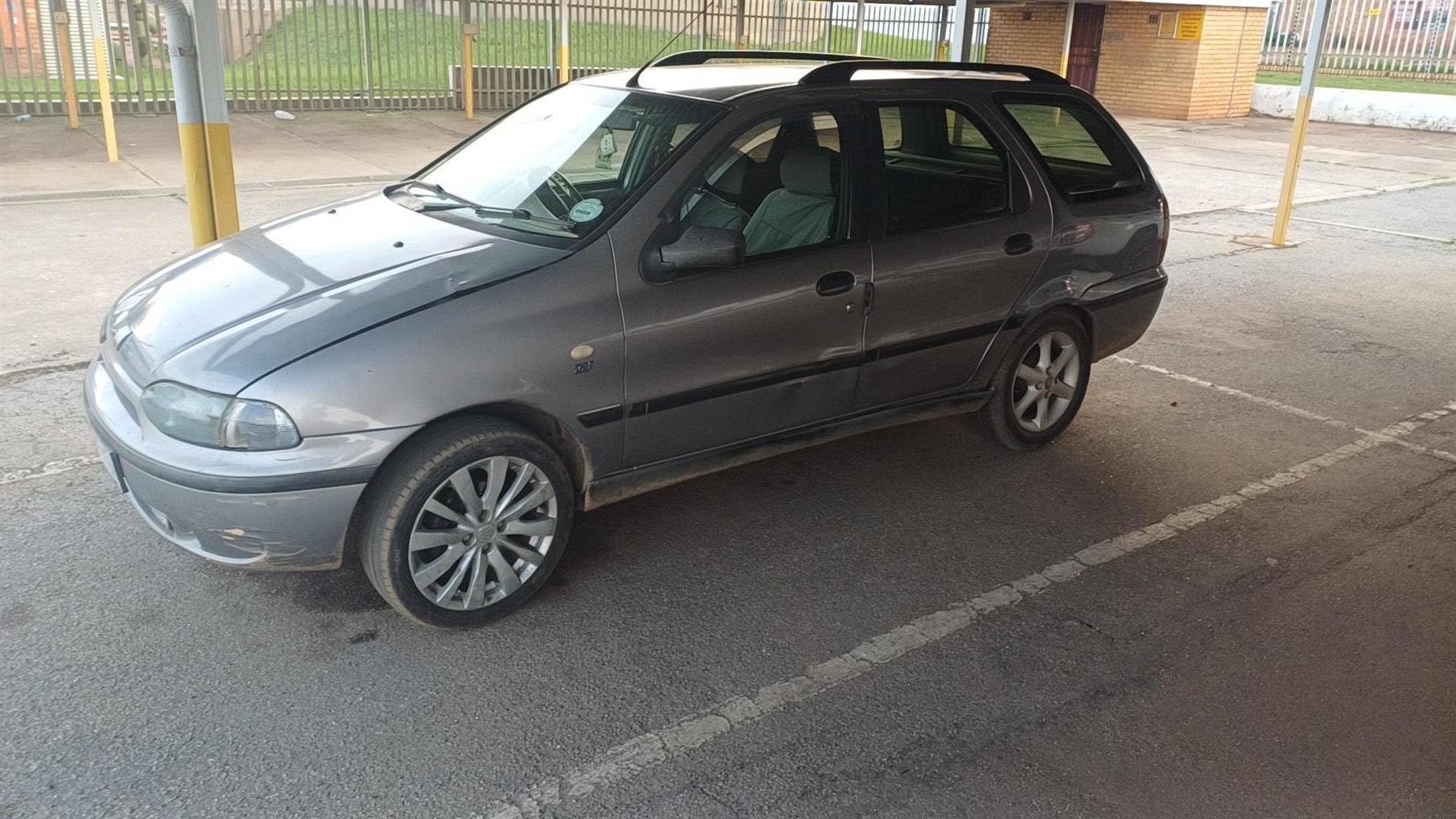 Used 2000 Fiat Palio 1.6 EL 5-door - Private Seller Used 2000 Fiat Palio 1.6 EL 5-door - Private Seller