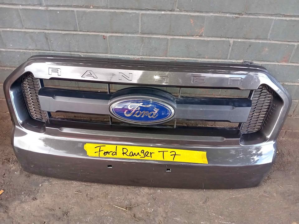 Ford Ranger T7 up grill - Private Seller Ford Ranger T7 up grill - Private Seller