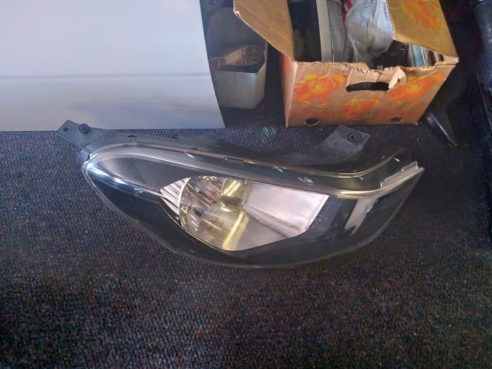 Grande I10 Hyundai Headlight for Sale whatsapp - Private Seller Grande I10 Hyundai Headlight for Sale whatsapp - Private Seller