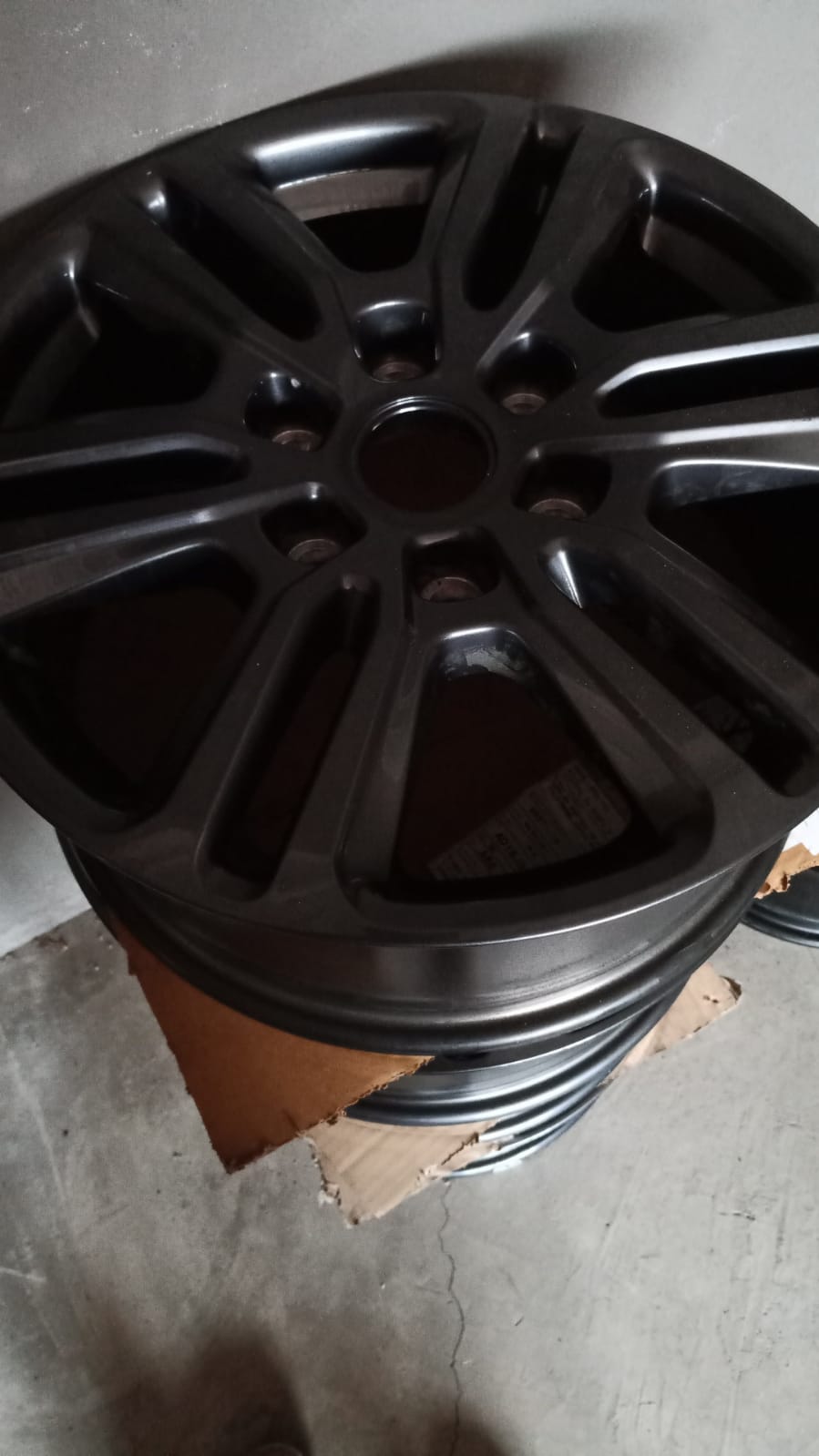 18 inch Ford Ranger Wildtrack original mag to use for spare wheel - Private Seller 18 inch Ford Ranger Wildtrack original mag to use for spare wheel - Private Seller