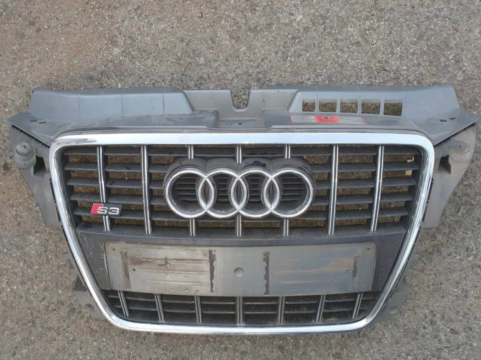 AUDI A3 S3 grill - Private Seller AUDI A3 S3 grill - Private Seller